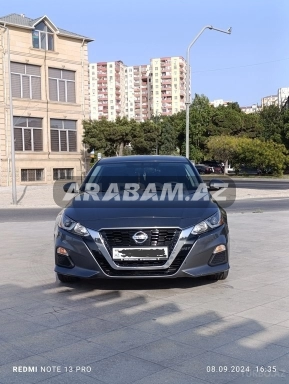 Nissan Altima, 2019 cu il,  2.5 L,  165000 km