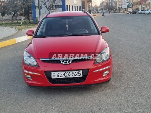 Hyundai i30, 2010 cu il,  1.6 L,  170000 km